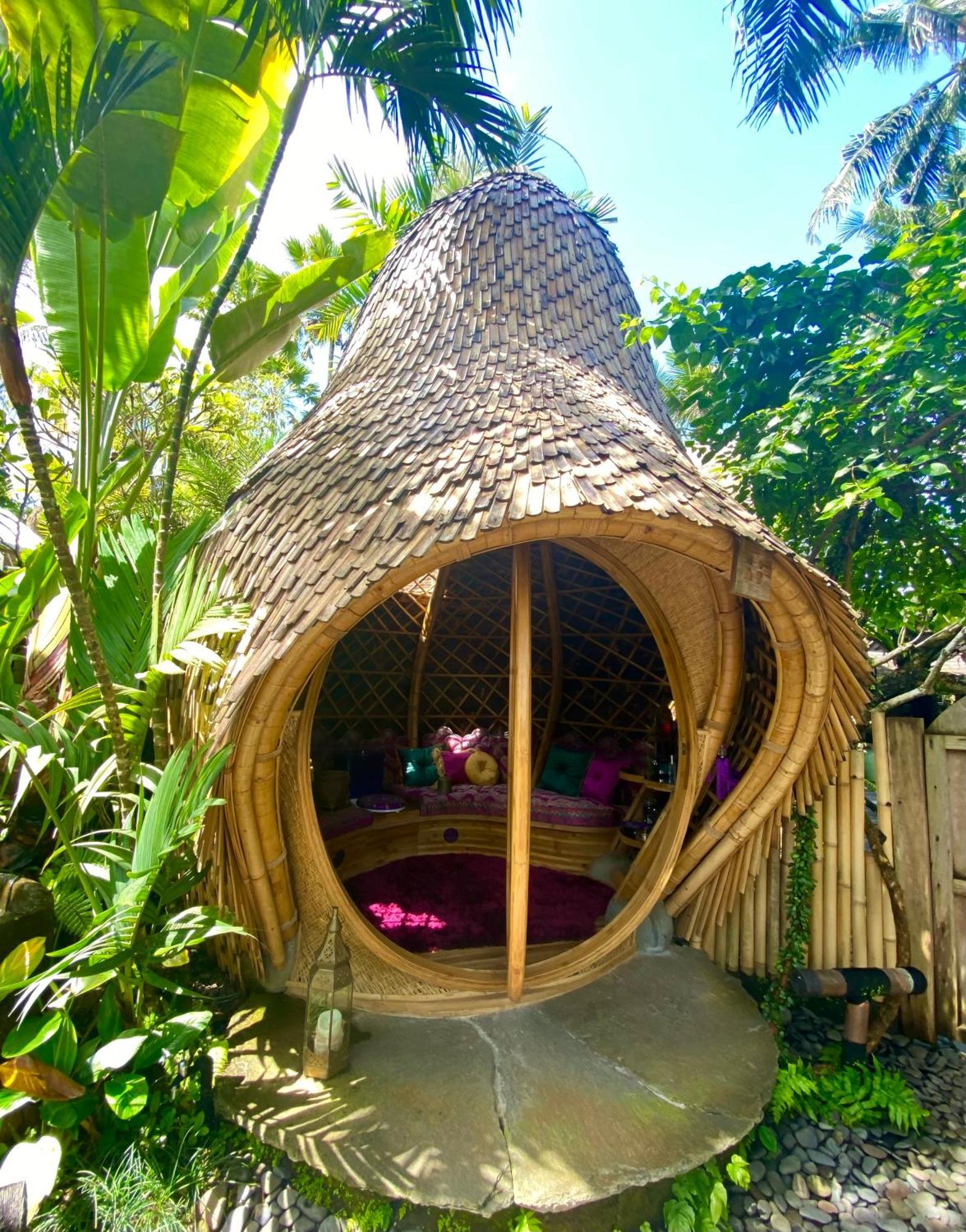 Stone House * Ubud (Bali)